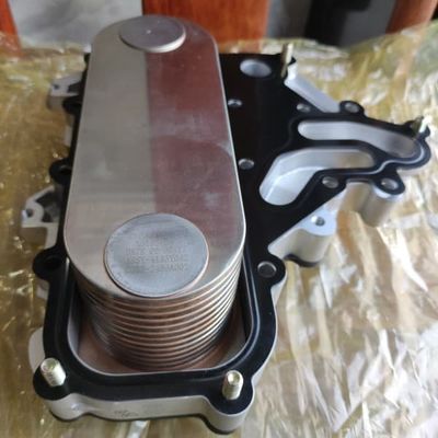 4133Y042 Perkins Engine Parts Oil Radiator/Assemblée plus fraîche pour C7.1 C6.6